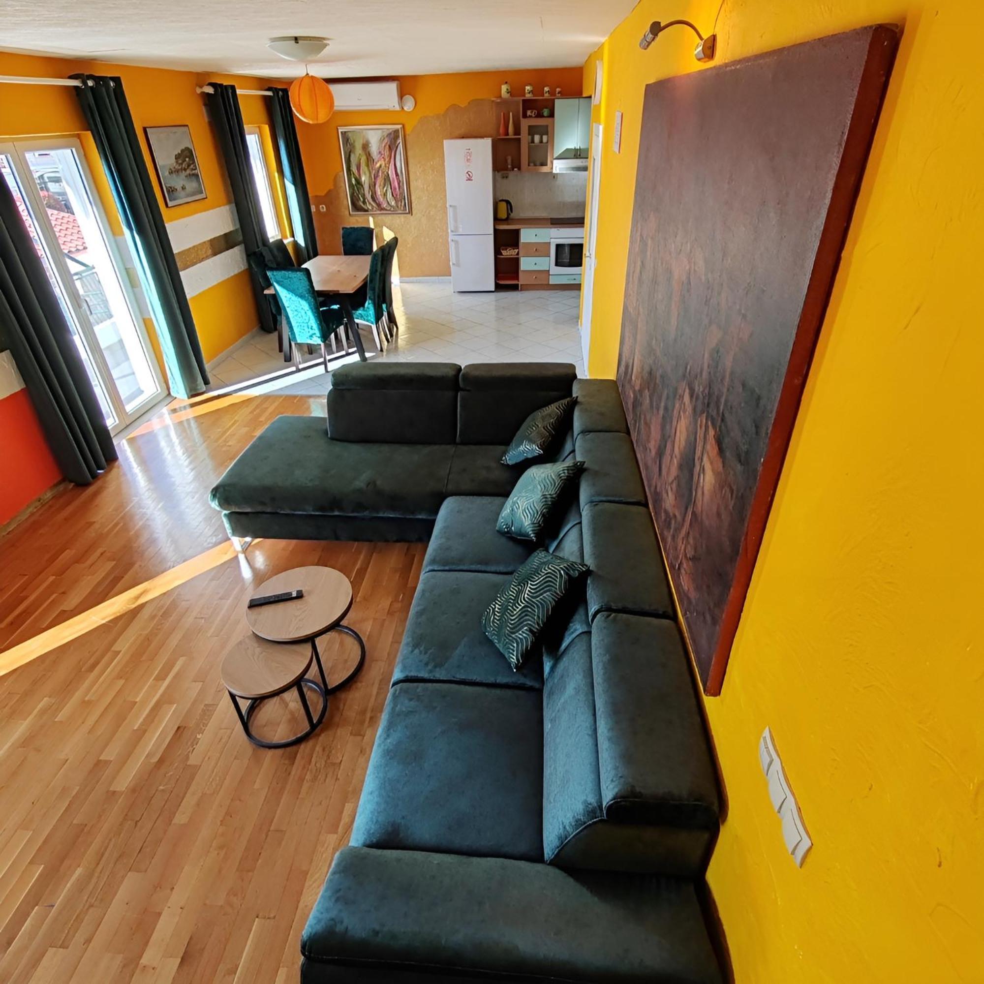 Pia Apartment 杜基拉特 外观 照片